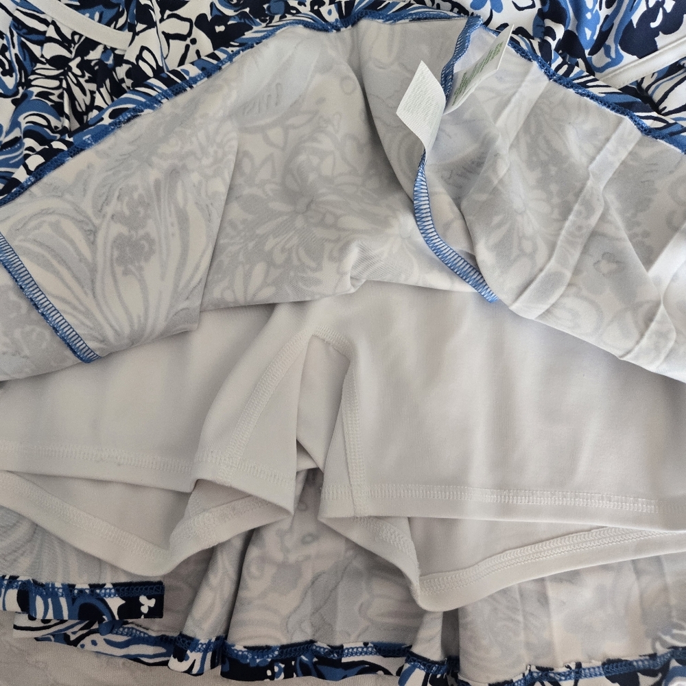 Lilly pulitzer luxletic skort. Size large